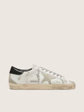 Golden Goose Super-Star avec son contrefort noir et lettrage clous métal