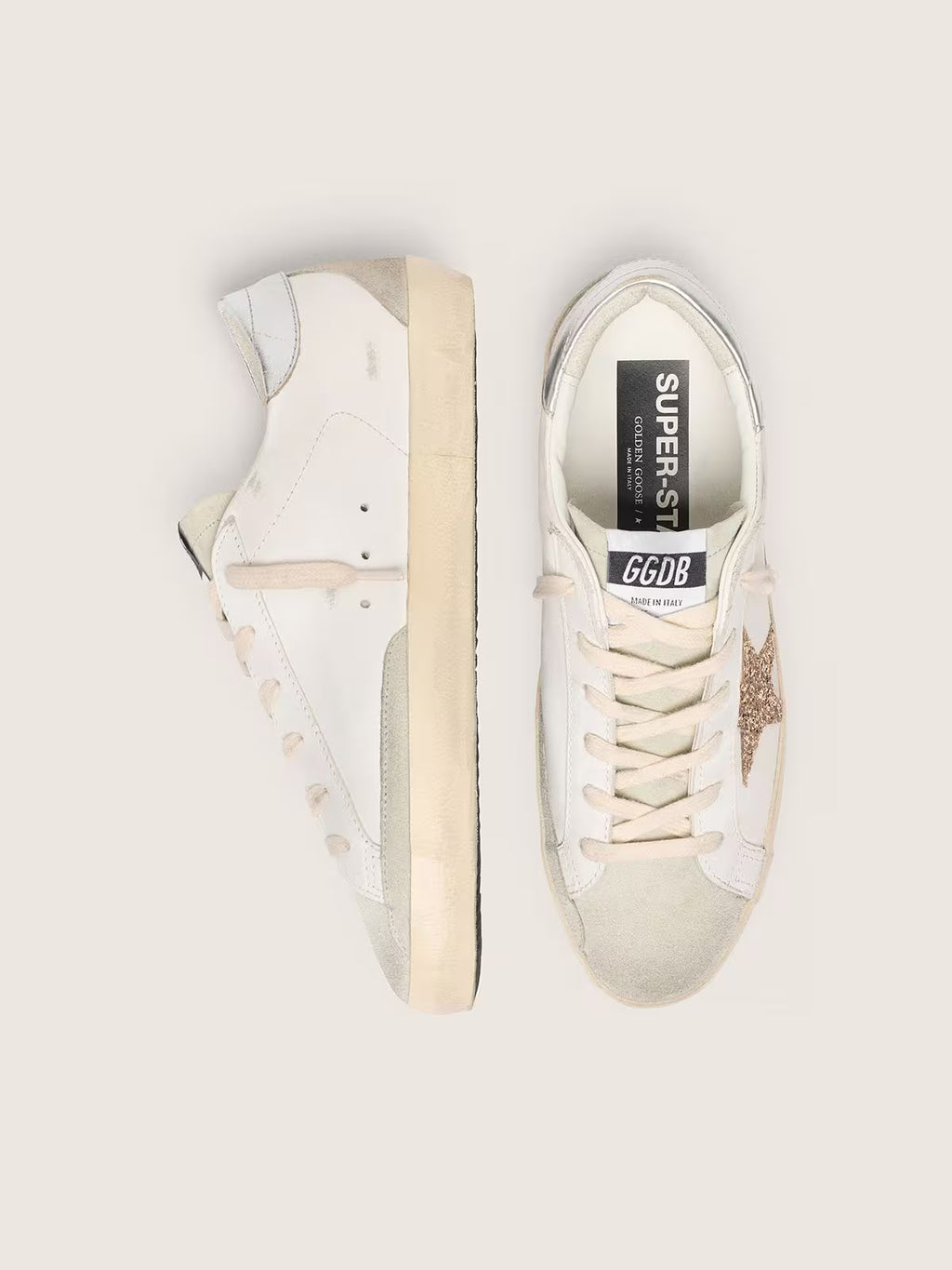 Golden Goose Super-Star, étoile paillettes dorées et empiècements daim gris froid