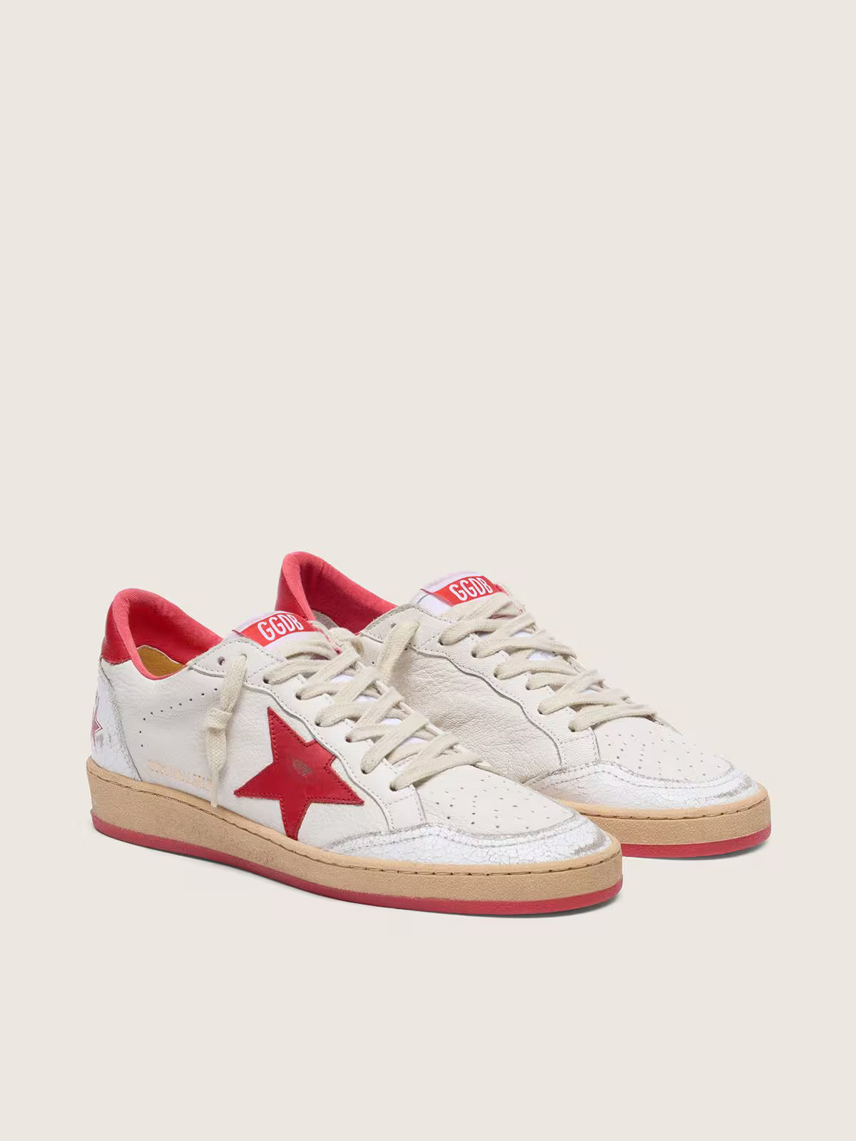 Golden Goose - Ball Star Cuir Blanc, Étoile & Contrefort Rouges