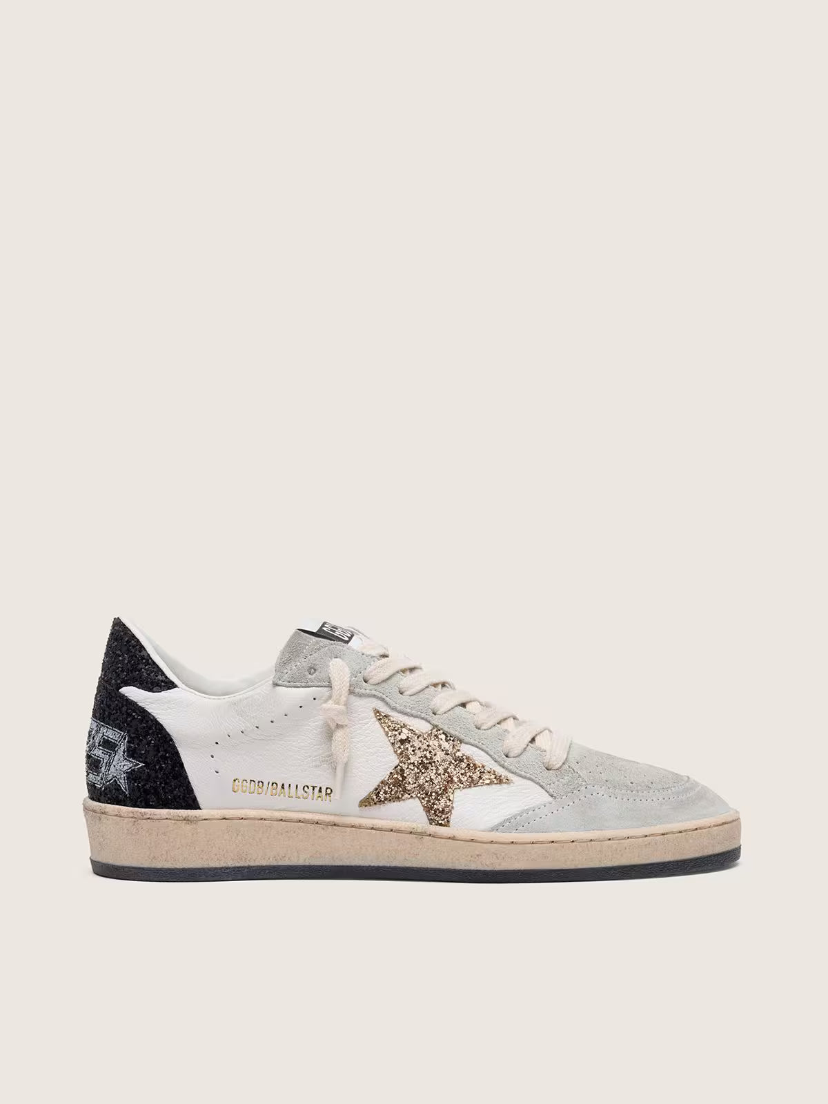 Golden Goose - Ball Star cuir nappa blanc, étoile à paillettes dorées & contrefort noir