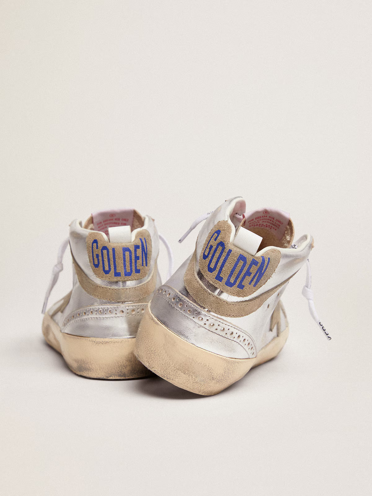 Golden Goose — Mid Star Cuir Lamé Argenté, Étoile & Contrefort Gris Tourterelle