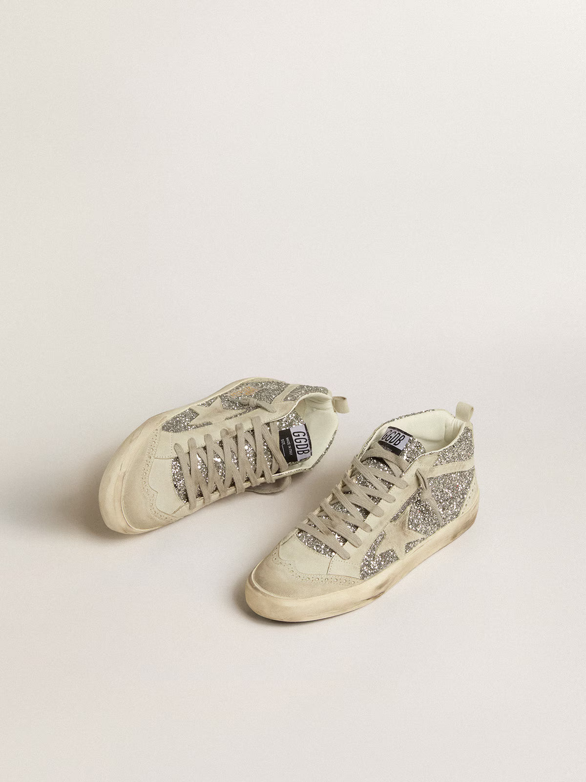 Golden Goose - Mid Star à paillettes argentées , étoile virgule en daim gris